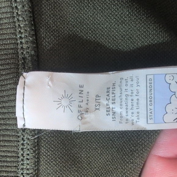 Aerie offline XS long sleeve crop top Army Green - Picture 5 of 6
